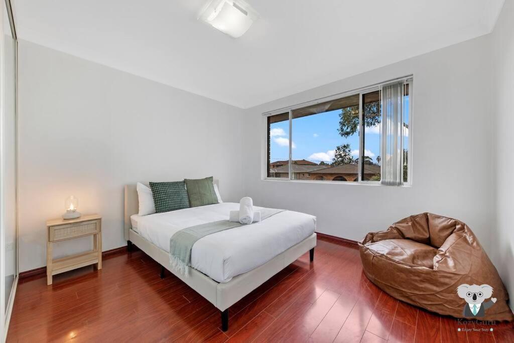 Campsie 2 Bed Spacious Apartment / Nca069 Sydney Exterior foto